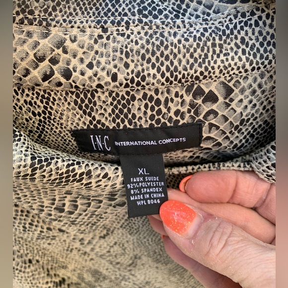 INC XL Snakeskin zippered moto jacket. Bisque, black, tan, grey. Very soft/Warm - Picture 2 of 7